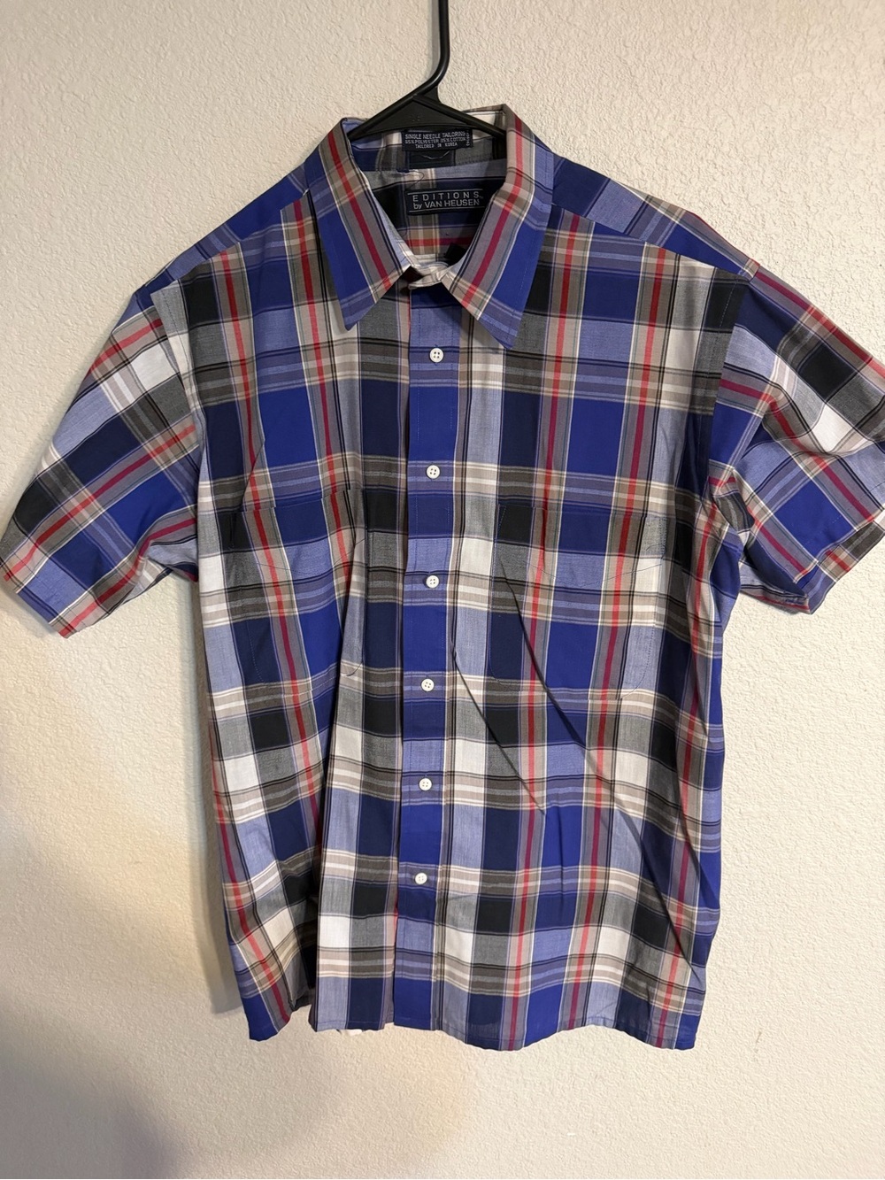 Van Heusen Blue Plaid Short-Sleeve Button-Down Shirt
